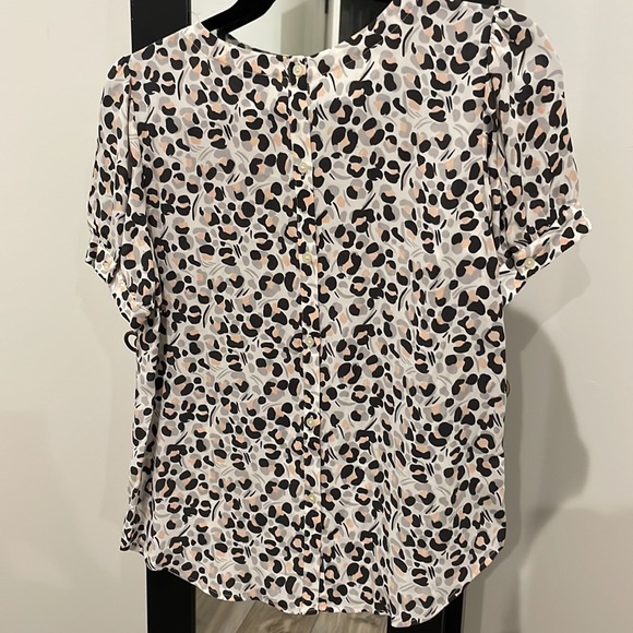 Leopard print too - Picture 3 of 4